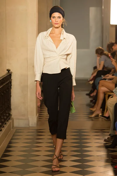 Look 46